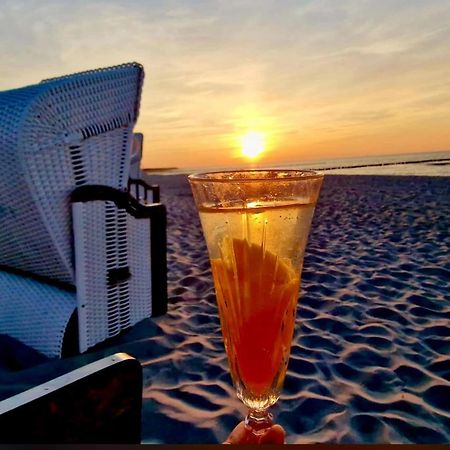 Fewo Tini Am Strandzugang Mit Wlan Inklusive, Keine Haustiere Zingst Kültér fotó